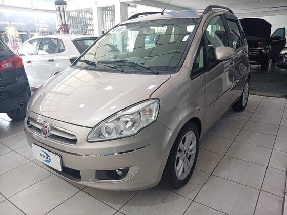 FIAT IDEA 1.6 MPI ESSENCE 16V FLEX 4P AUTOMATIZADO FIAT IDEA 1.6 MPI ESSENCE 16V FLEX 4P AUTOMATIZADO